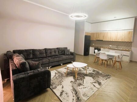 Apartament 1+1+post parkimi me qira te Kompleksi Delijorgji