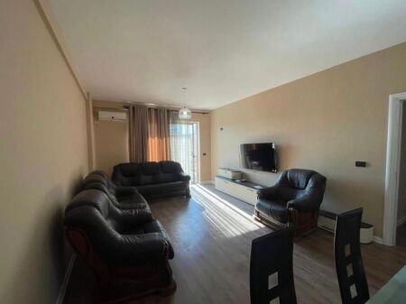 Qera | Apartament 2 + 1 afer Rrethit | Astir | 500 €/muaj