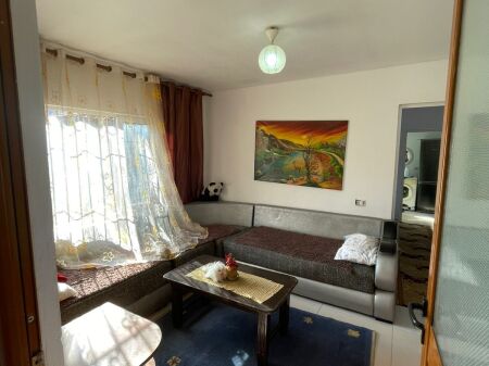 JEPET ME QIRA: Shtëpi Private 1+1 – Ish-Kënetë, Durrës