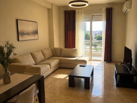 APARTMENT 2+1 FOR RENT ST TRENIT