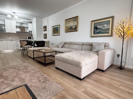 Apartament 1+1 me qira tek Liceu Artistik