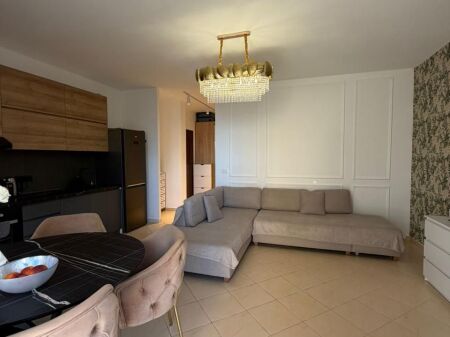 Apartament në Shitje në Sarandë – Rruga Butrinti, pranë Detit