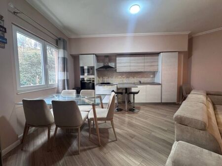 SHESIM APARTAMENT 2+1+2 TEK LIQENI I THATE! 240,000 €
