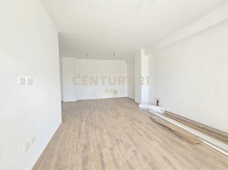 Apartament 2+1+2 per shitje tek Kompleksi Aura, Laprake