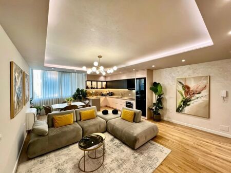 SHITET APARTAMENT 2+1 ME PARKIM