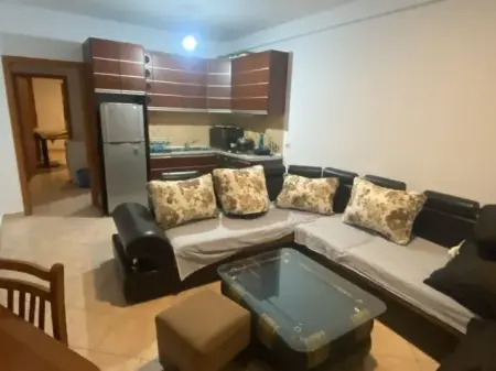Affitto | Appartamento 2 + 1 | Yzberisht | 500 €/mese