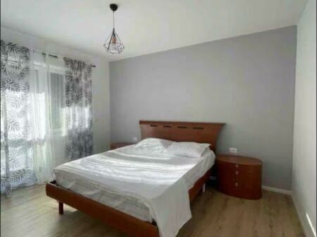 Jepet Me Qera Apartament 2+1+1 Ballkon
