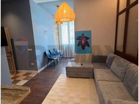 Apartment - For Rent - 9 Floors, Tirana