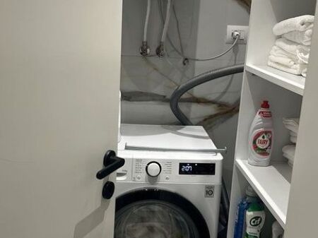 KIKA 2, UFFICIO IN AFFITTO