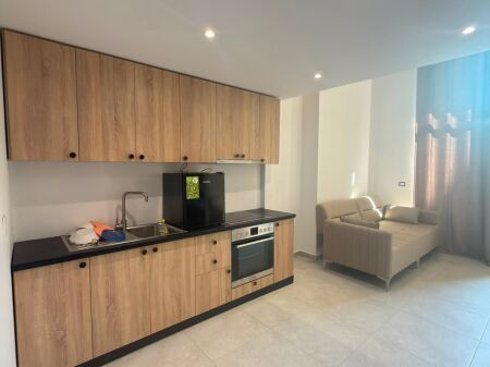 Jepet me qira duplex tek Golden Park 3