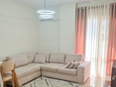 Apartament Me Qera 1+1 Tek Kodra e Diellit (ID B2101774) Tirane