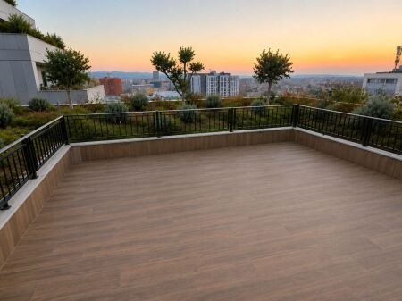  JEPET ME QERA APARTAMENT 3+1+2 – EMERALD CENTER 5 Maji