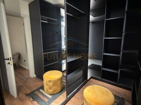 Shitet, Apartament 3+1+3 , Rezidenca Long Hill, Tiranë