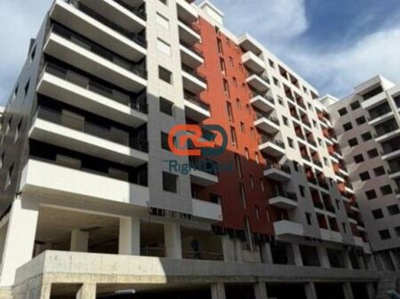 Occasione di Sgombero 1150 Euro\M2 !! A "Space City", Appartamento 2+1+2 Con Planimetria Regolare In Vendita !!!