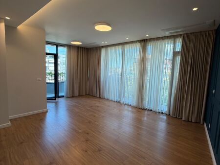  JEPET ME QIRA AMBIENT ZYRASH + 1 post parkimi – LAKE VIEW