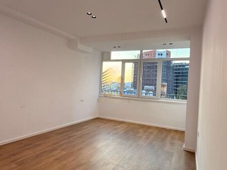 For sale, Studio apartment, 21 Dhjetori, 115,000 Euro