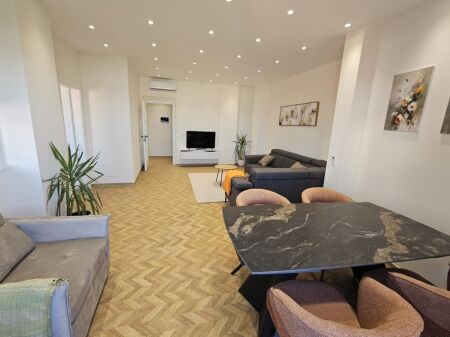 At Jaho Residence in Fresk, 2+1+2 Apartment with Parking Space for Rent!