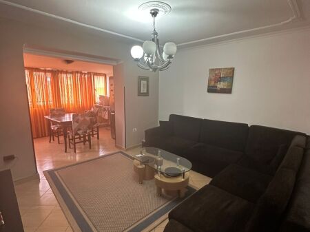 Affitto | Apartament 2 + 1 | Pediatria| 450 €/mese