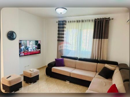 Apartament 1+1 me Qira në Myslym Shyri