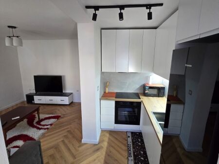 Apartament 1+1 me qira te Liceu artistik