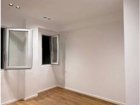 Shitet Apartament 1+1 21 Dhjetori