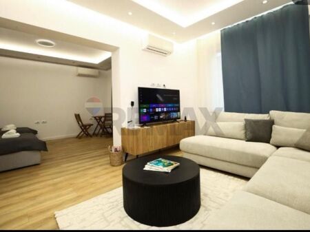 Apartament - Për Qira - Rruga Mine Peza, Tiranë