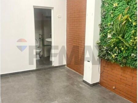 Shop - For Rent - Muhamet Gjollesha Street, Tirana