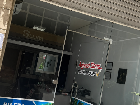 Locale Commerciale in Affitto – Via del Porto!