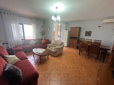 Barricades Street apartment 2+1, furnished, 60,000 Leke for rent