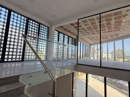 🏢✨ LOCALE COMMERCIALE IN AFFITTO – AUTOSTRADA TIRANA–DURRËS ✨🏢