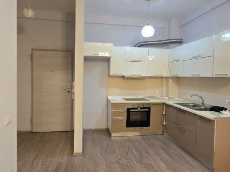 Affitto | Apartament 1 + 1 | Rruga 4 Dëshmorët | 450 €/mese