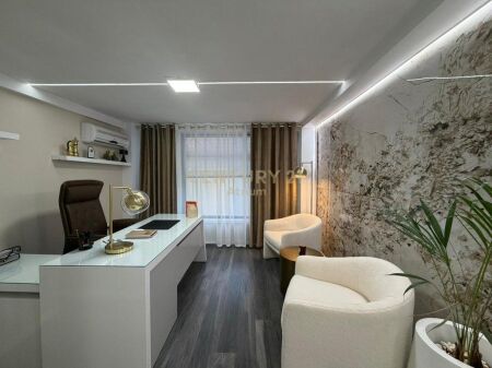 600€ ZYRE ME QIRA NE  ISH BLLOK!