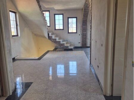 Qera, Apartament 2+1, Rruga e Barrikadave