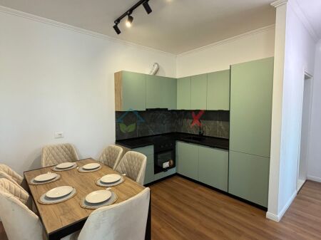  VENDESI APPARTAMENTO 2+1 CON VISTA MARE – ROCCIA DI KAVAJË