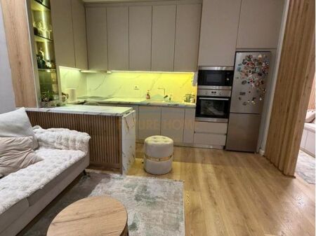 Qera, Apartament 2+1, prane Fakultetit te Mjekesis, Tirane .