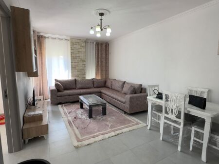 Qera, Apartament 2+1+2+Parkim, Rruga 5 Maj, Tirane . Empire71250