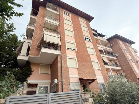  Apartament 2+1 për Shitje në Selitë  Rezidencë