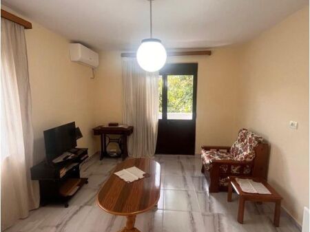 Apartament 1+1 per shitje te Rruga Mine Peza