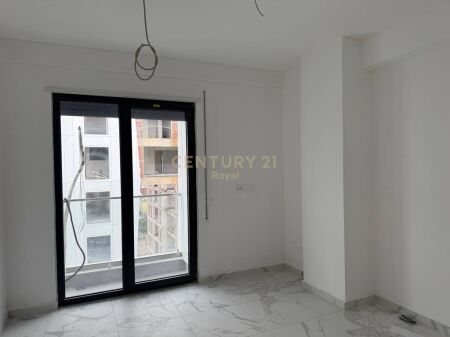 Premises for rent near Porcelan 2