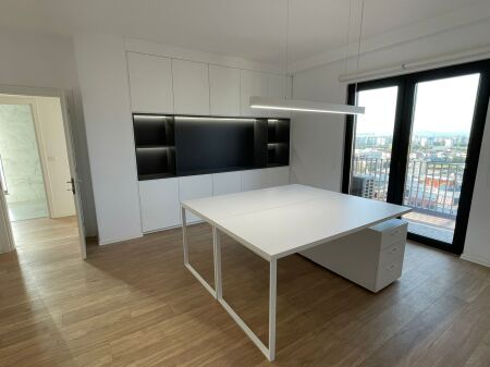  Ufficio in affitto nel Garden Building – Via Kavaja, Tirana 