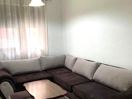  Jepet me Qira Apartament 1+1 ne Myslym Shyr,   500 mije leke