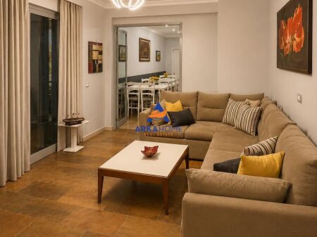 JEPET APARTAMENT ME QIRA 3+1+BALLKON "RRUGA SIRI KODRA" 100.000 LEKE