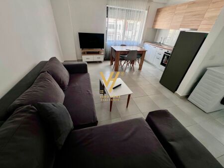 JEPET APARTAMENT 1+1 ME QERA TE KODRA E DIELLIT 50.000 LEKE