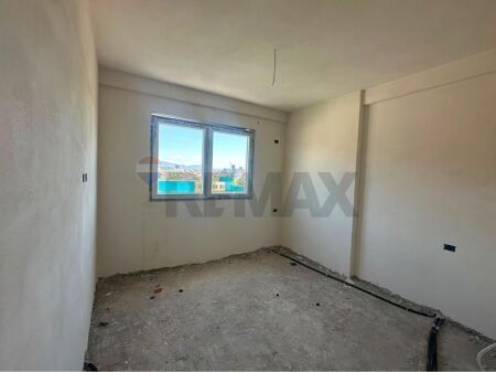 Apartament 1+1 ne Shitje Paskuqan