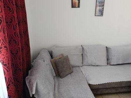 Rent | Shtëpi private 1 + 1 | Rruga 5 Maji | 350 €/month
