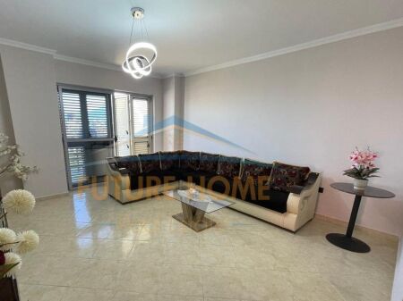 Tirane, shes apartament 3+1 Kati 2, 149 m²  (Selitë)