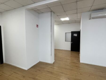 Business premises for rent at Ish Blloku, Moskat Street