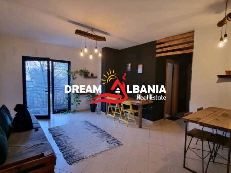 Jepet Apartament 2+1+2 me qera Komuna Paris, Rruga Ibrahim Dervishi (ID 42215607)