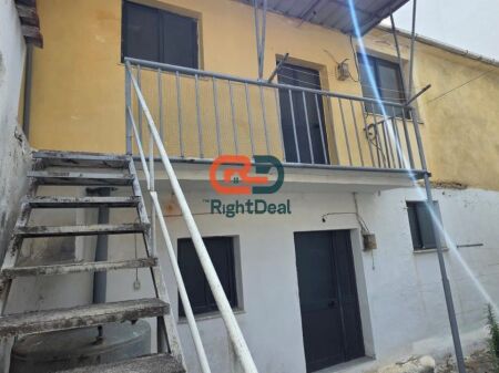 Occasione!! Vicino alla Scuola Rossa, Vendesi Casa Privata, in Posizione Perfetta !!
