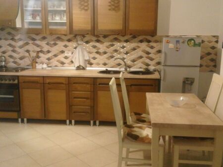 Apartament me qira 1+1 te Kthesa e Kamzës!
